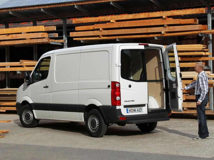  Volkswagen Crafter Van 2011 года  (фото 2 из 4)